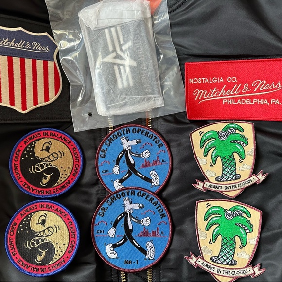 NWT Authentic Mitchell & Ness X Alpha Industries reversible Bomber Jacket - Picture 9 of 12